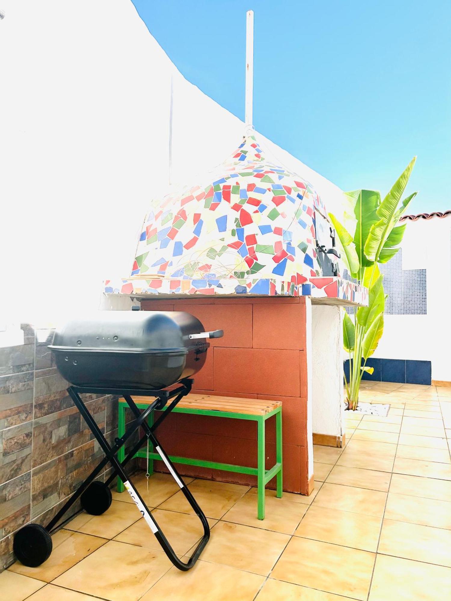 Oasis Beach Holiday Home With Jacuzzi Playa del Inglés Exteriör bild