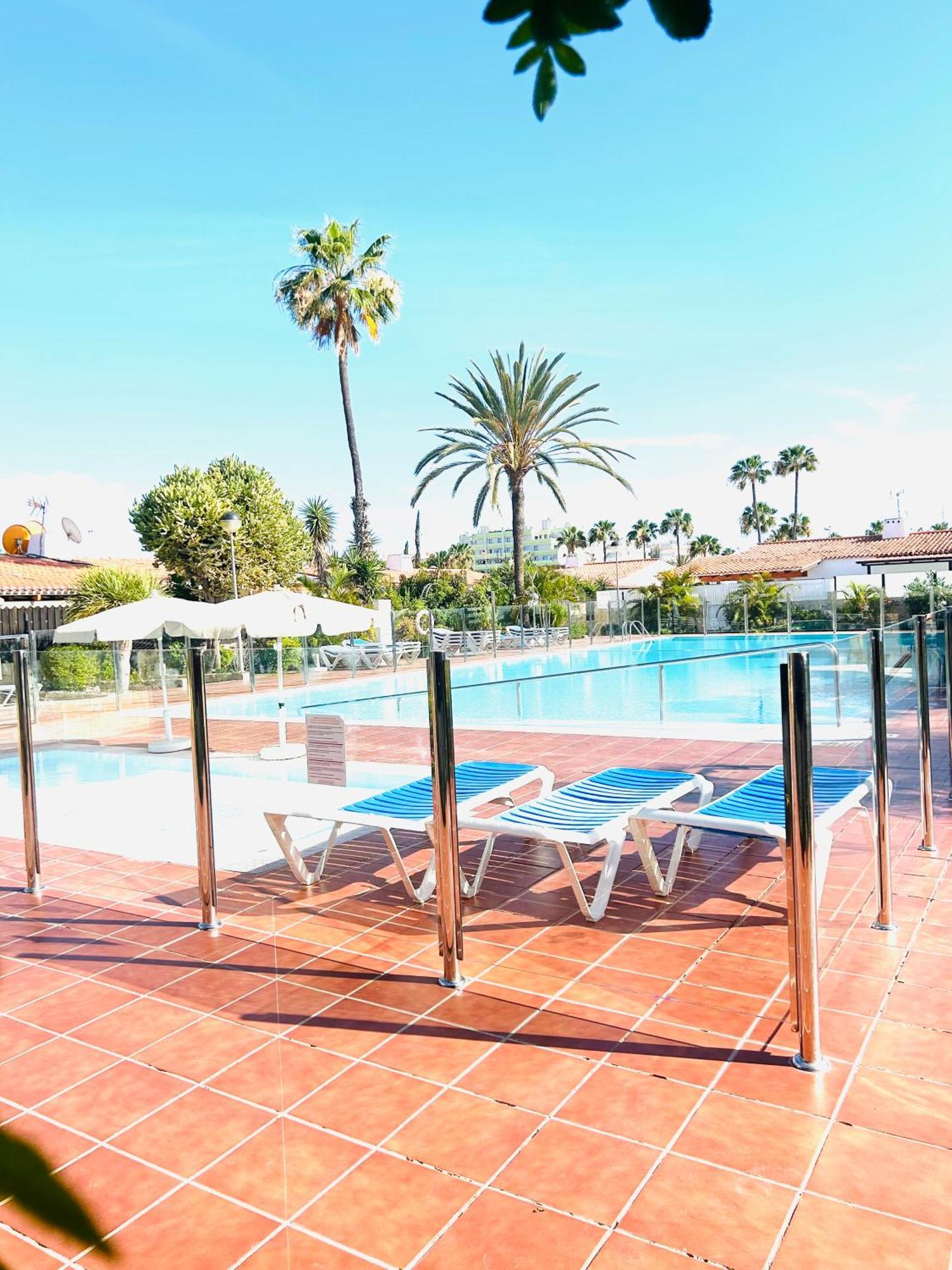 Oasis Beach Holiday Home With Jacuzzi Playa del Inglés Exteriör bild