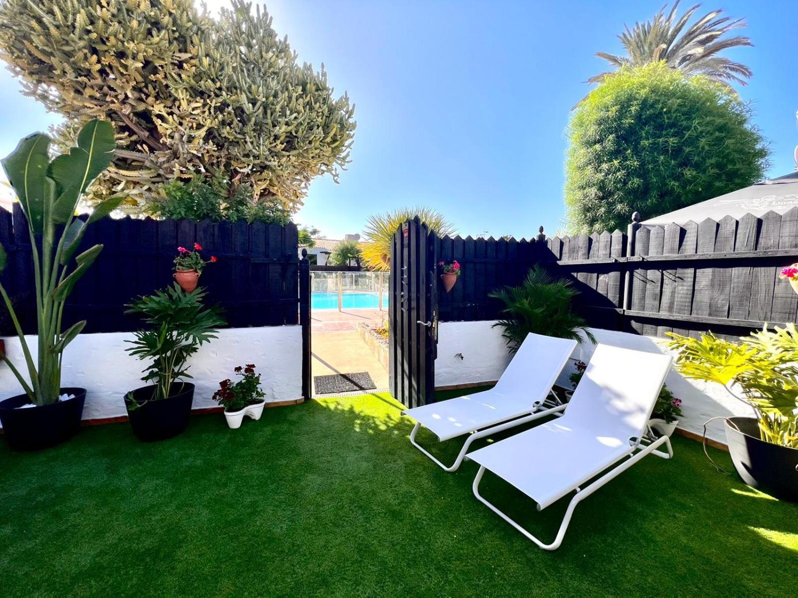Oasis Beach Holiday Home With Jacuzzi Playa del Inglés Exteriör bild