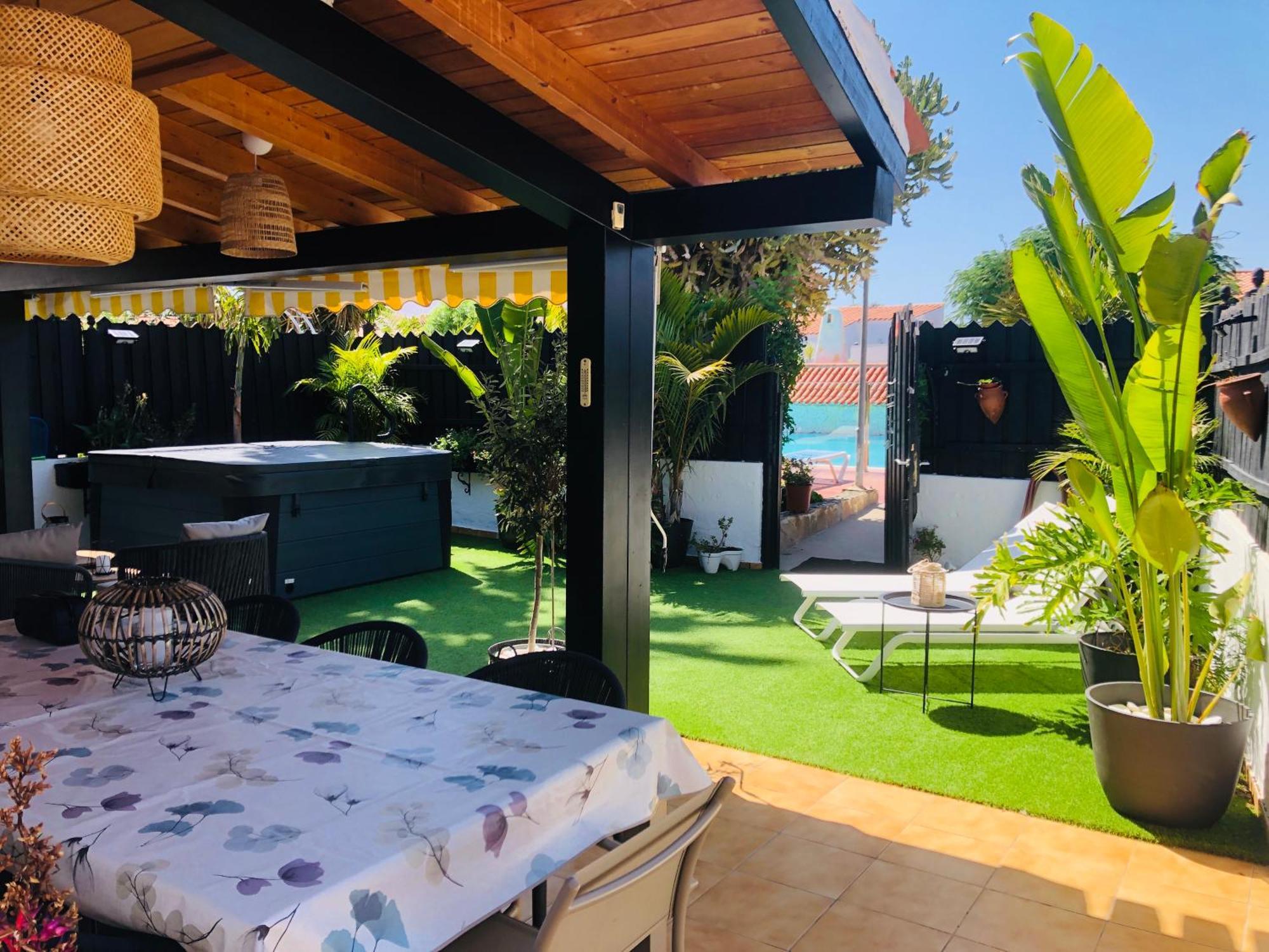 Oasis Beach Holiday Home With Jacuzzi Playa del Inglés Exteriör bild