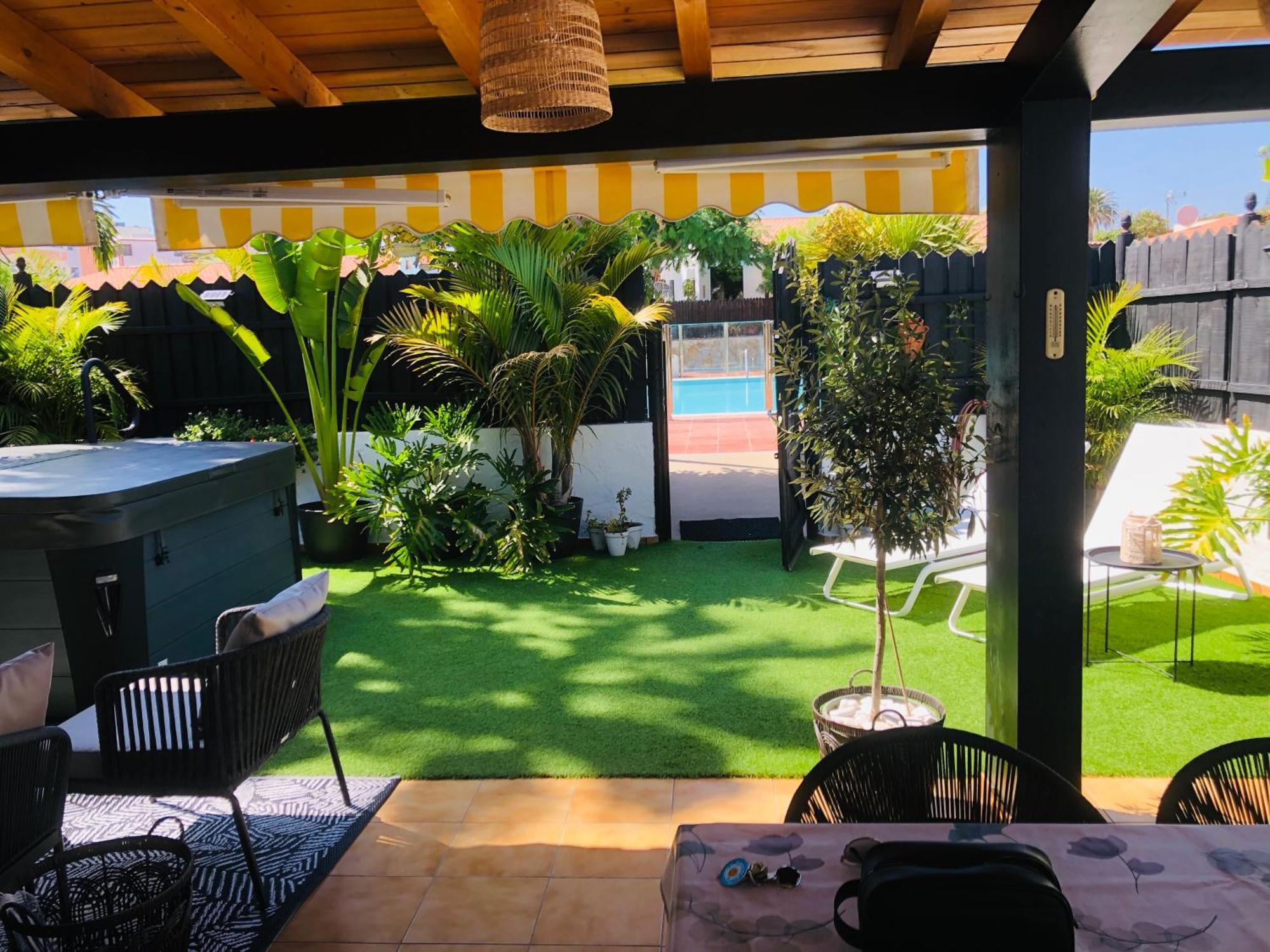 Oasis Beach Holiday Home With Jacuzzi Playa del Inglés Exteriör bild